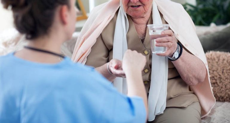 Уход за пожилыми с деменцией