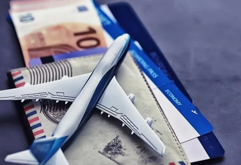 Авиабилеты детям до 14 лет бесплатно — миф или реальность? Проверяем, кто реально летает без оплаты